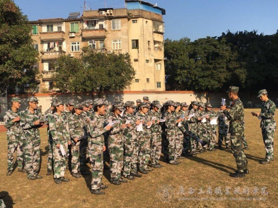 逃离无人城堡